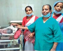 गर्भस्थ के सिर में ब्रेन की झिल्ली फूल गई थी, लोहिया अस्पताल के डॉक्टरों ने बचाई जान