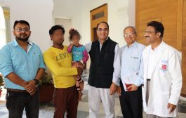 तीन जटिल ऑपरेशन के बाद डॉक्टरों ने बचाई मासूम की जान